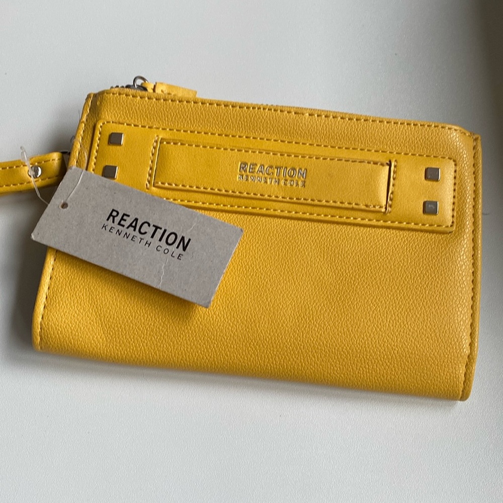 Kenneth Cole Wallet NWT